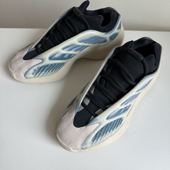 Adidas Yeezy 700 V3 Kyanite GY0260 Sneakers Mens US 6.5. Womens 7.5 - Picture 3 of 8